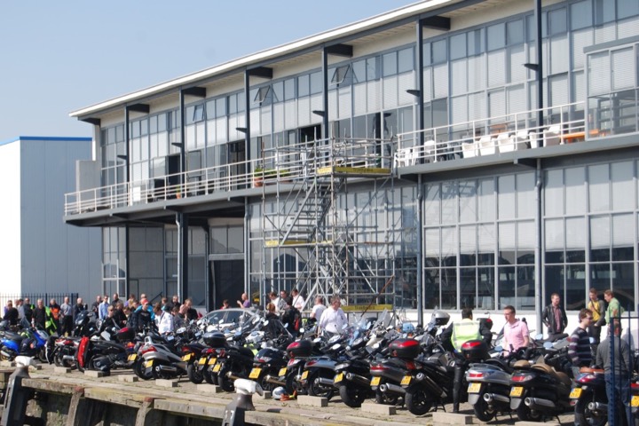Brandtrap tegen gevel, 2009